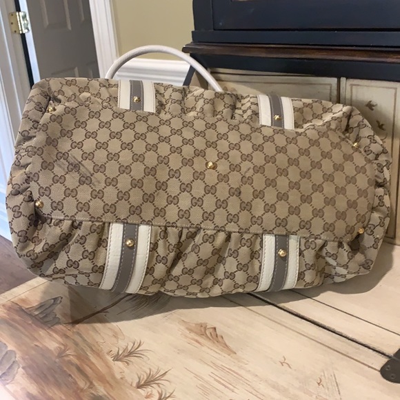 Gucci “Rare” Extra Large Sukey duffel - Picture 6 of 16
